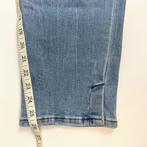 NWT Risen Mid Rise Curvy Yoke Skinny Jeans Light Wash Denim Pants Plus Size 3XL - Picture 10 of 16